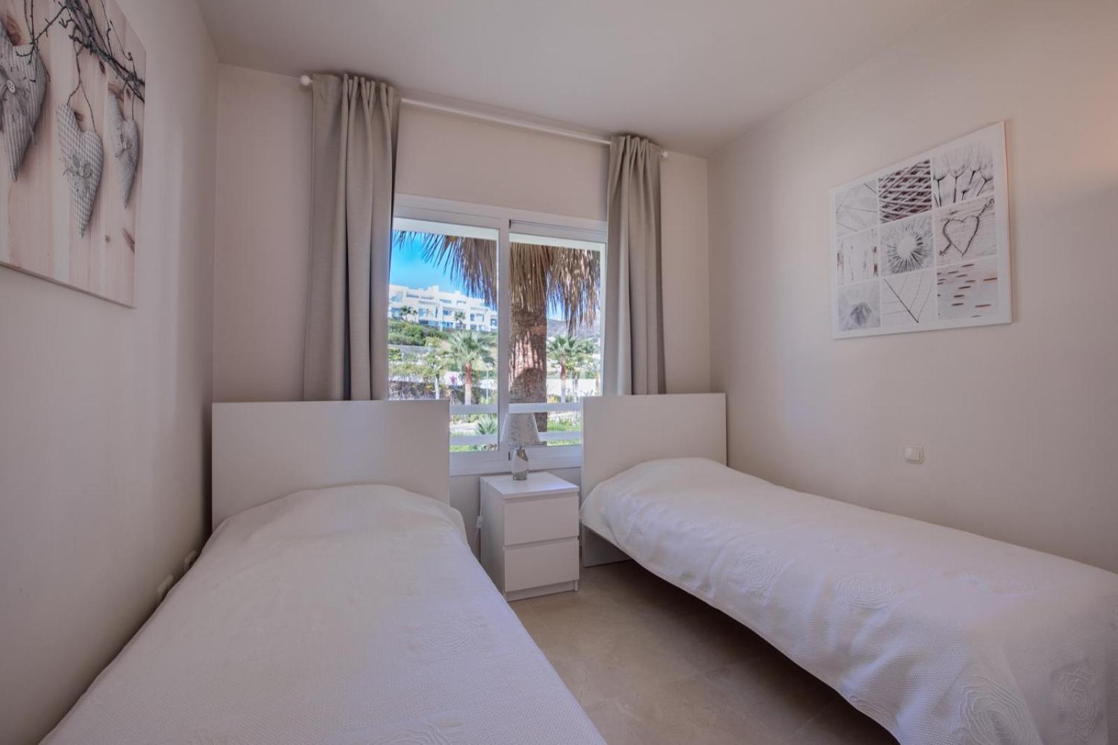 Alcazaba Lagoon Estepona Golf Daire Dış mekan fotoğraf