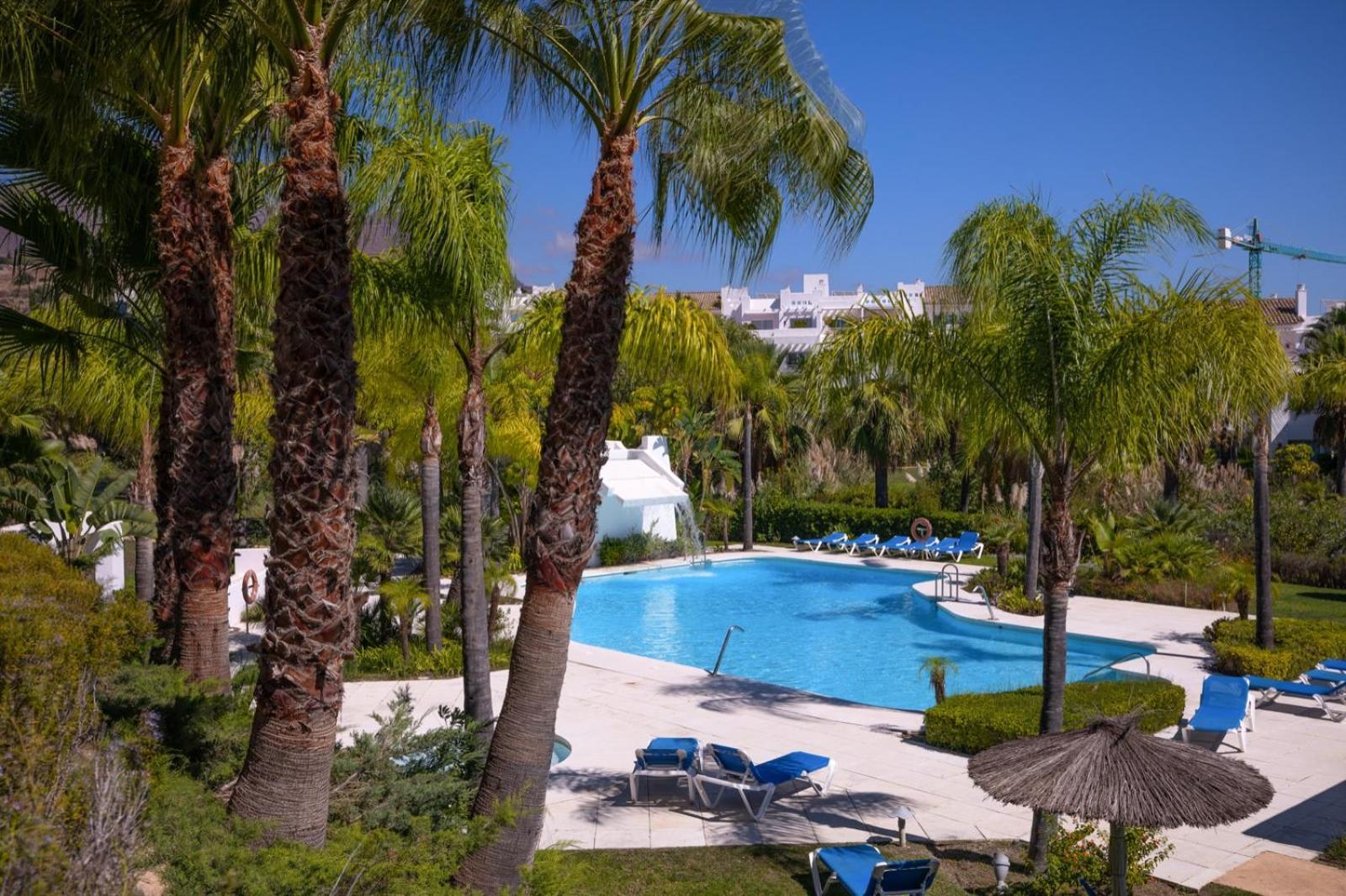 Alcazaba Lagoon Estepona Golf Daire Dış mekan fotoğraf