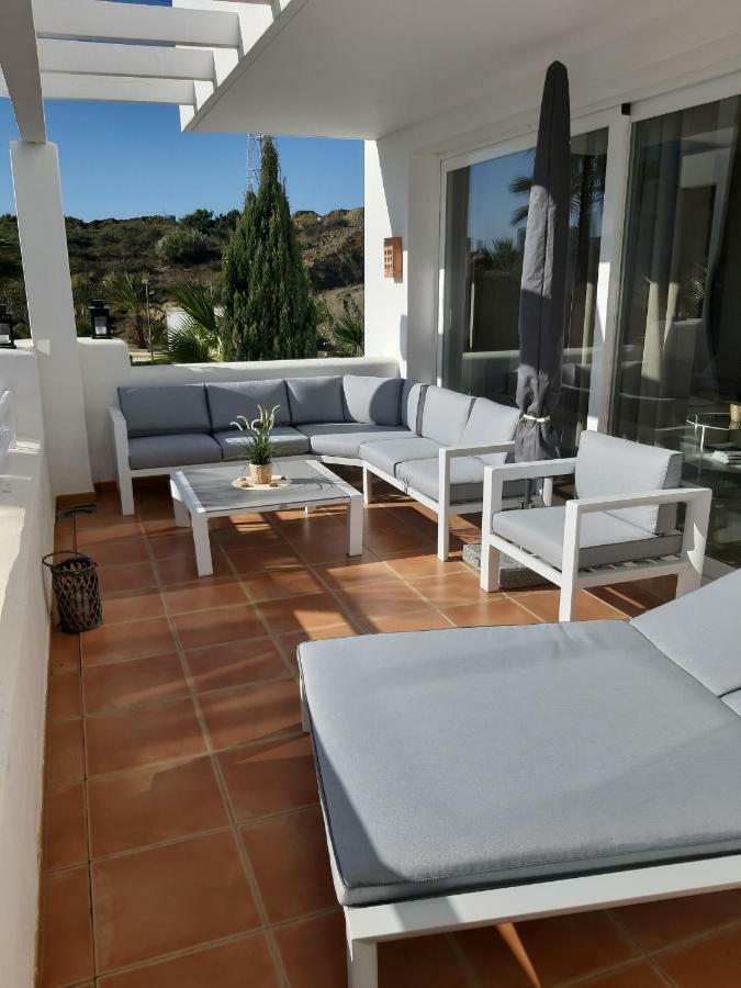 Alcazaba Lagoon Estepona Golf Daire Dış mekan fotoğraf